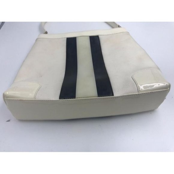 Gucci Vintage White Canvas and Patent Leather Satchel with Black Stripe - Picture 4 of 7
